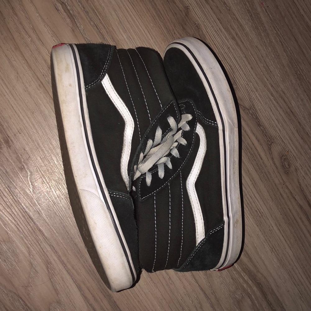 Vans - Picture 2 of 2